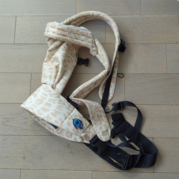 Artipoppe Other Artipoppe Carrier Poshmark